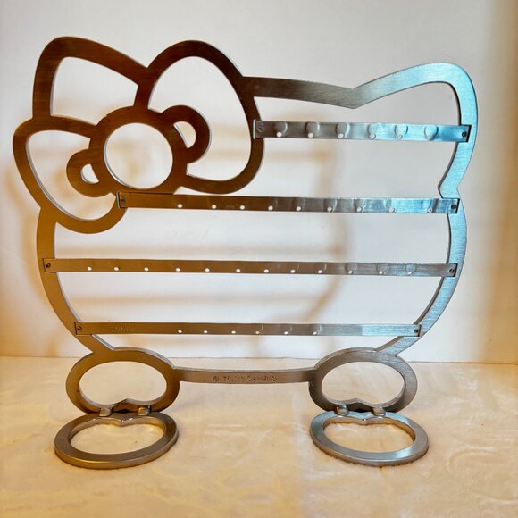 Sanrio Hello Kitty Metal Trinket Accessories Jewelry Face Rack Limited Edition - Picture 15 of 16